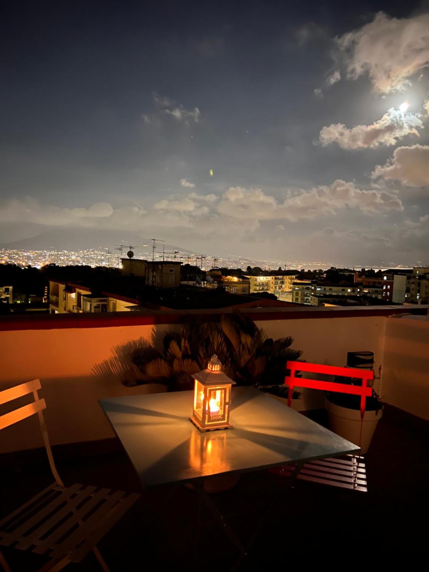 Апартаменти Terrazza Lieti Неаполь Екстер'єр фото